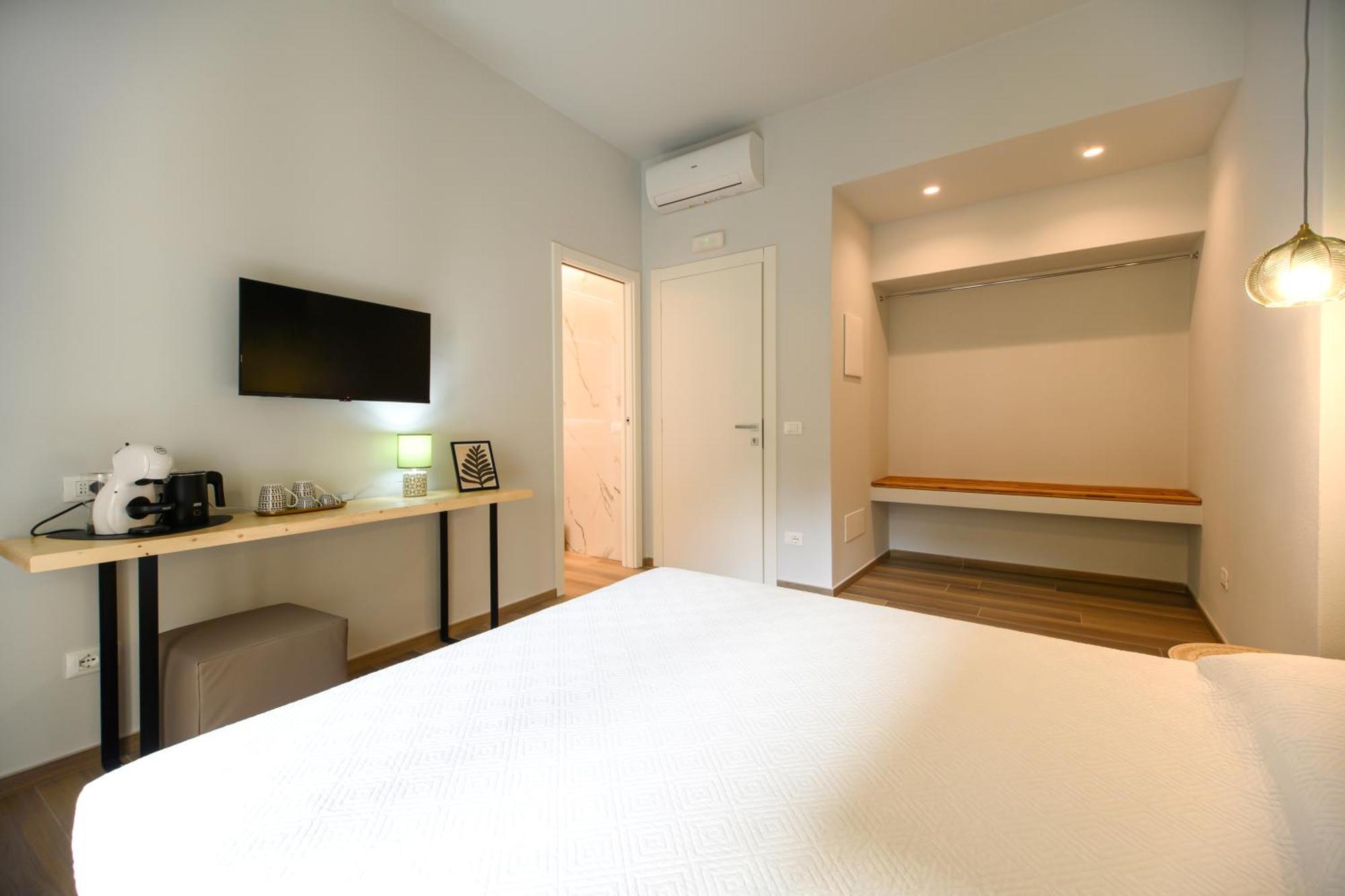 Bianca Elegance Rooms La Spezia Exterior photo